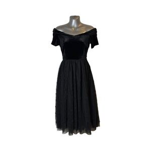 Modcloth Retro Uplifting Aura Off Shoulder Black Velvet Midi Dress Size Medium